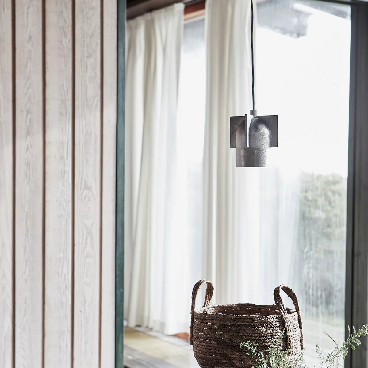 House Doctor Akola Pendelleuchte Ø9cm 4 House Doctor Akola Pendelleuchte Ø9cm – Bild 2