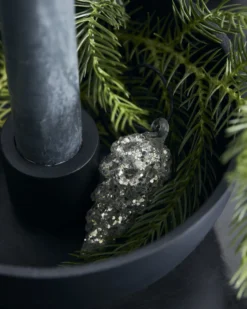 House Doctor Cone Weihnachtsanhänger 5,5cm 6er Pack -House Doctor 505330 01 3 EnvironmentImage 29ea7c1e9f