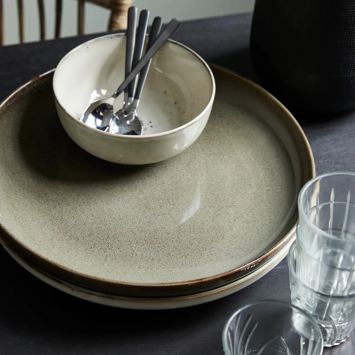 House Doctor Lake Servierteller Ø30cm 4 House Doctor Lake Servierteller Ø30cm – Bild 2