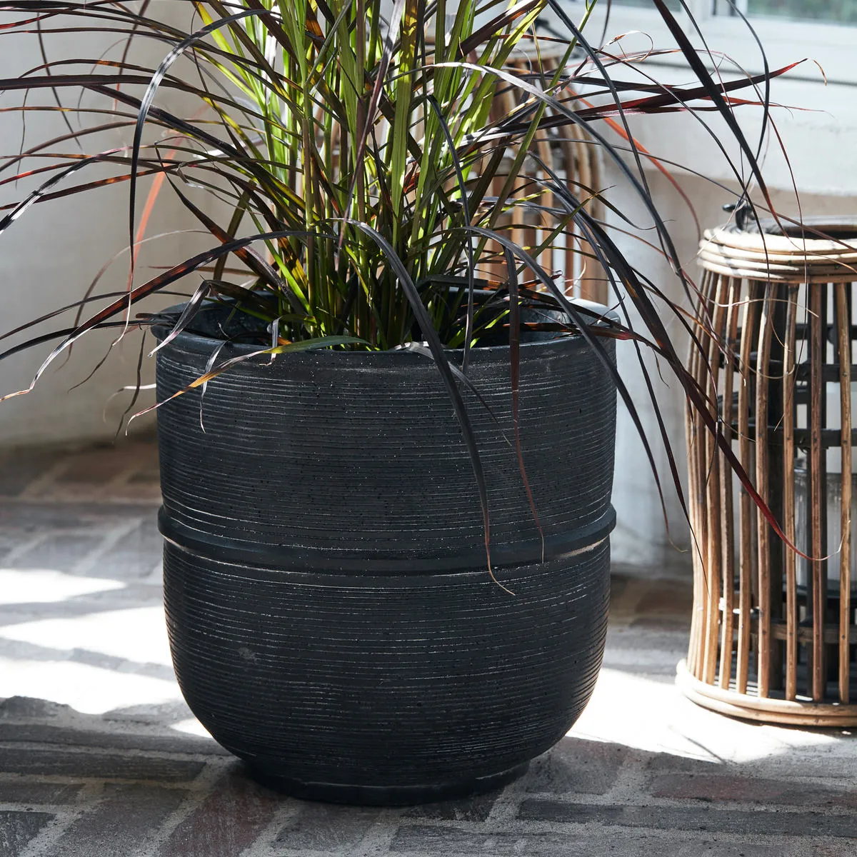 House Doctor Ground Blumentopf Ø28 Cm 4 House Doctor Ground Blumentopf Ø28 Cm – Bild 2