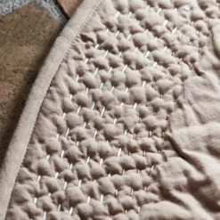 House Doctor Tradition Weihnachtsbaumteppich Ø120cm -House Doctor 513302 01 6 EnvironmentImage b17f1b49ec