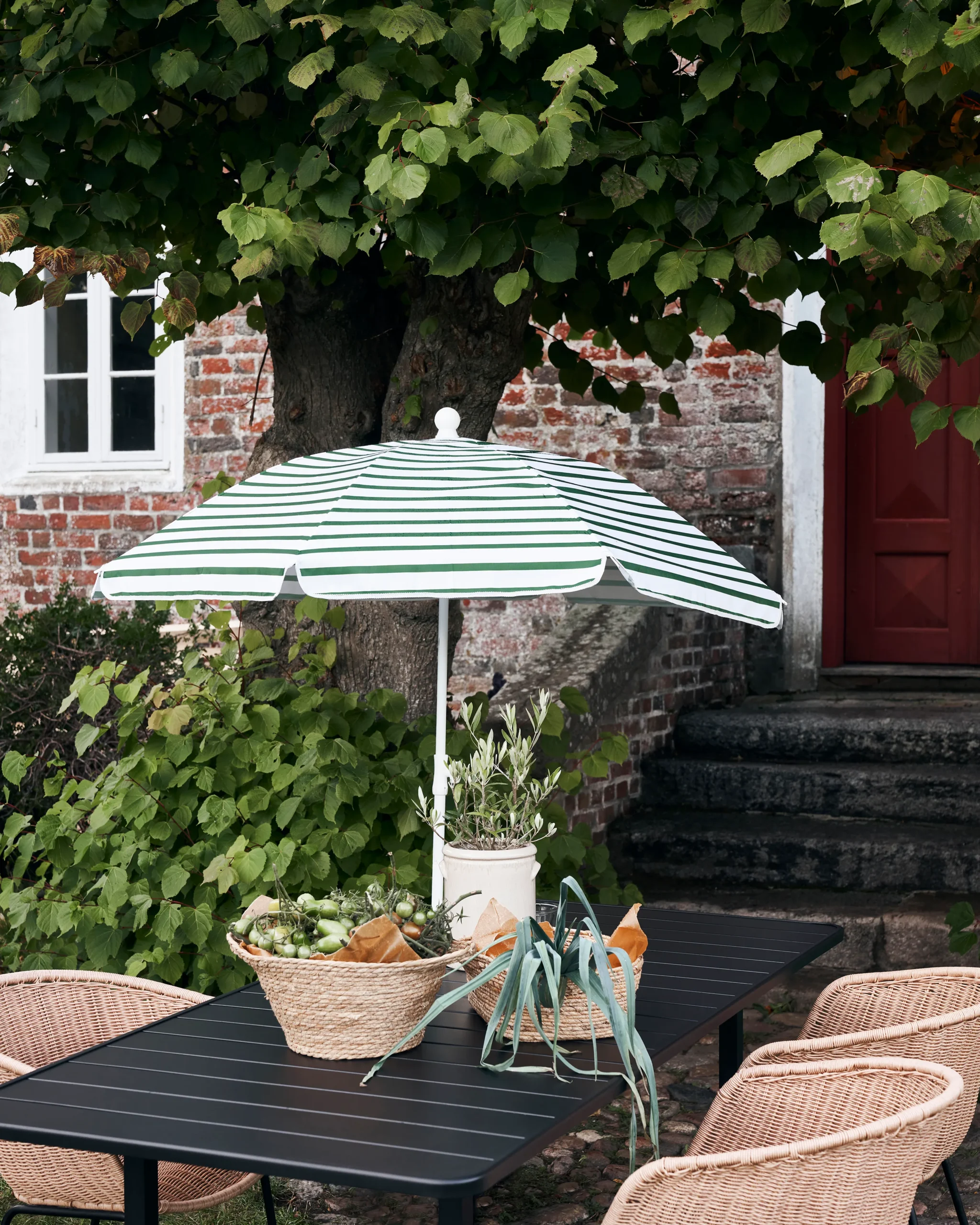 House Doctor Helo Esstisch 90 X 200cm 6 House Doctor Helo Esstisch 90 X 200cm – Bild 4