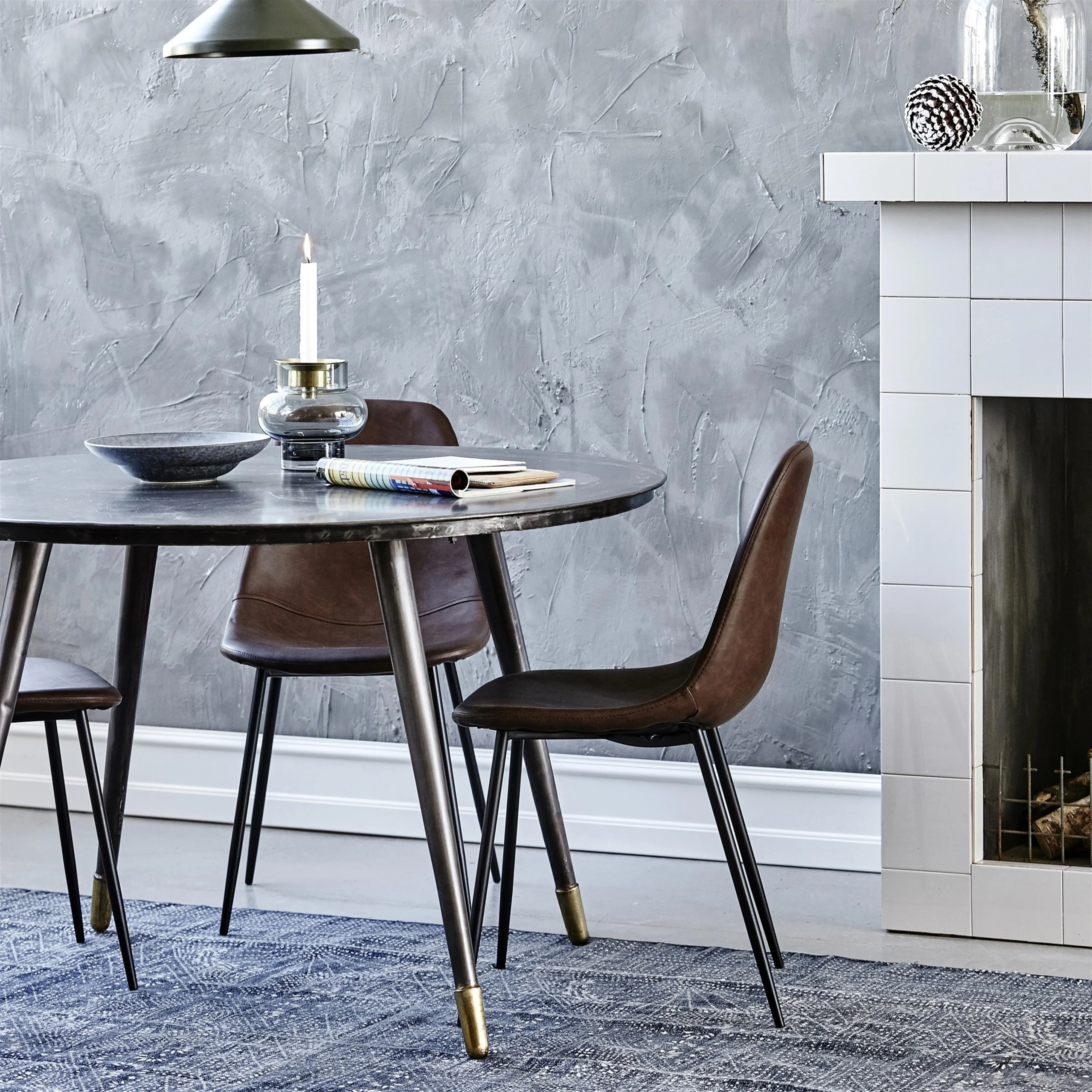 House Doctor Found Stuhl Kunstleder 2er Pack 4 House Doctor Found Stuhl Kunstleder 2er Pack – Bild 2